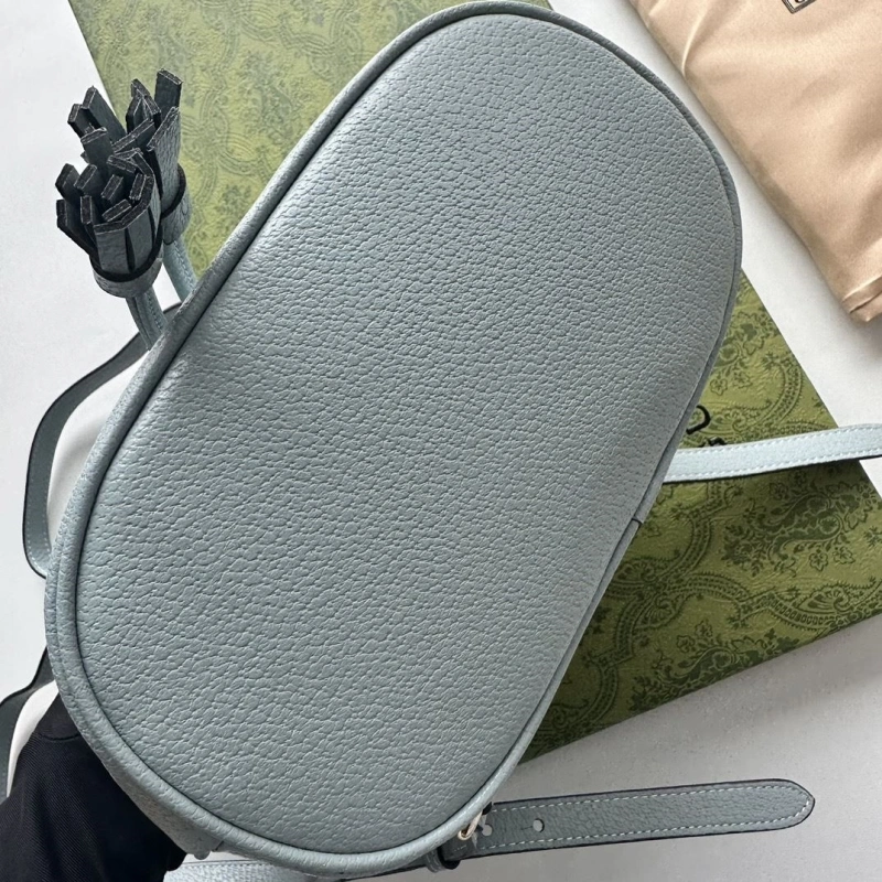 Gvc*1 backpacks 4189a-0789