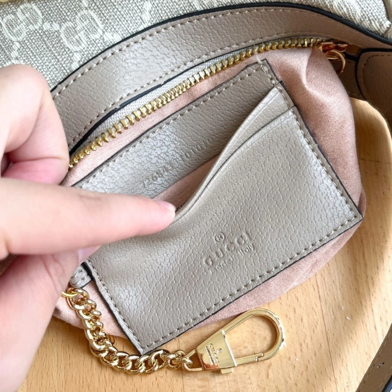 Gvc*1 top handle bags 4189a-0800