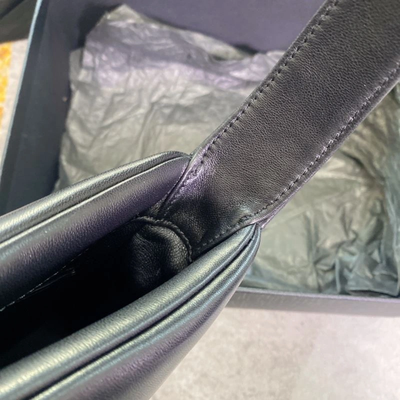 Y51 top handle bags 4191b-0015