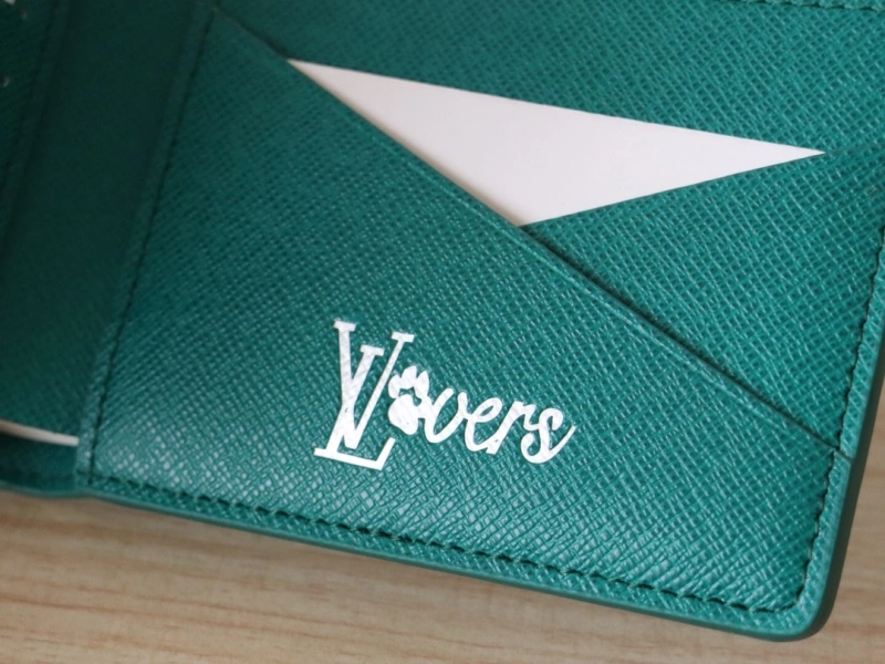 LV Wallets 4192A-0020