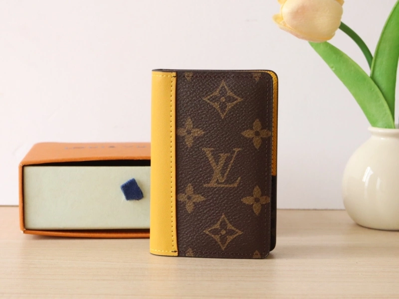 LV Wallets 4192A-0043