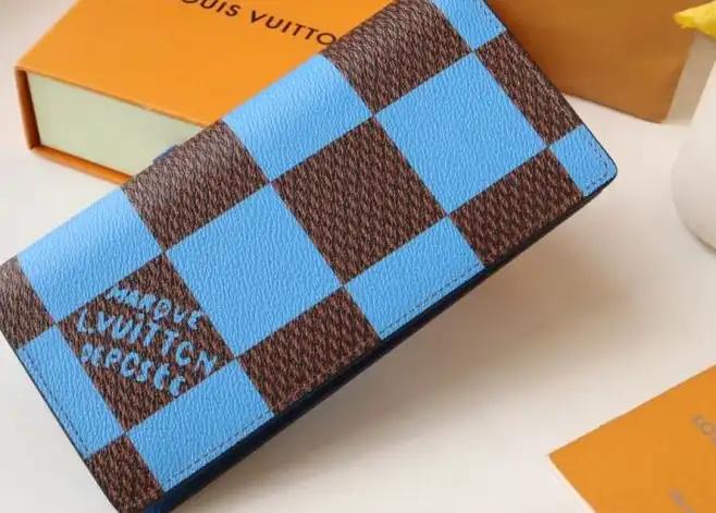 LV Wallets 4192D-0005