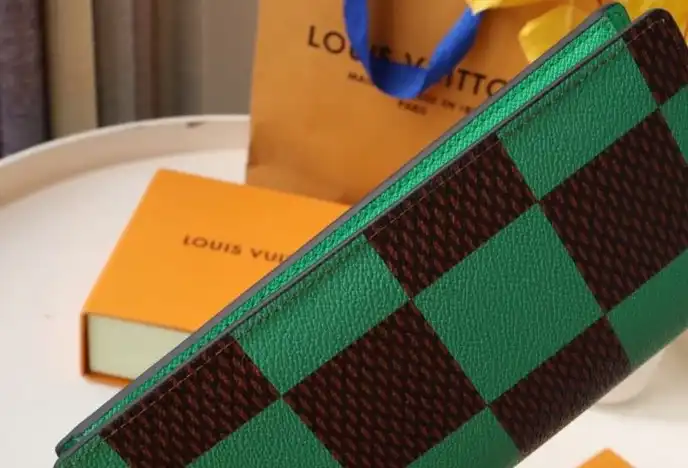 LV Wallets 4192D-0006