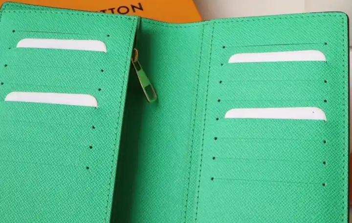 LV Wallets 4192D-0006
