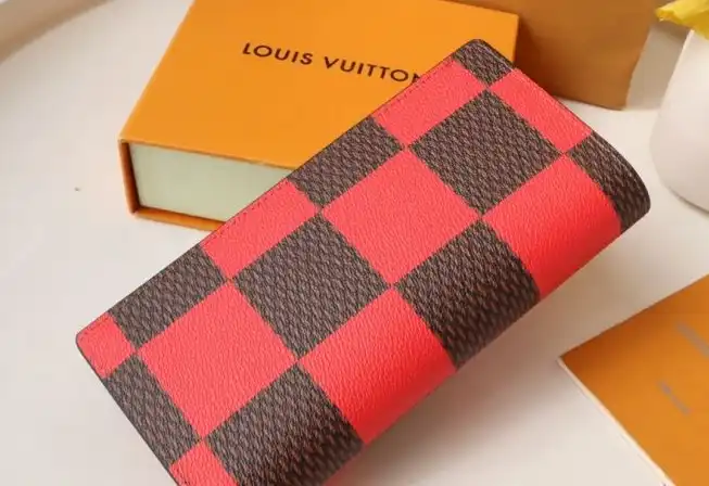 LV Wallets 4192D-0007