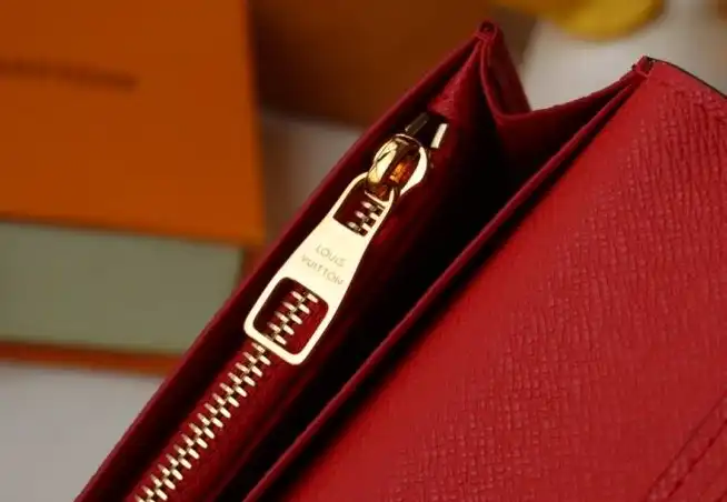 LV Wallets 4192D-0007