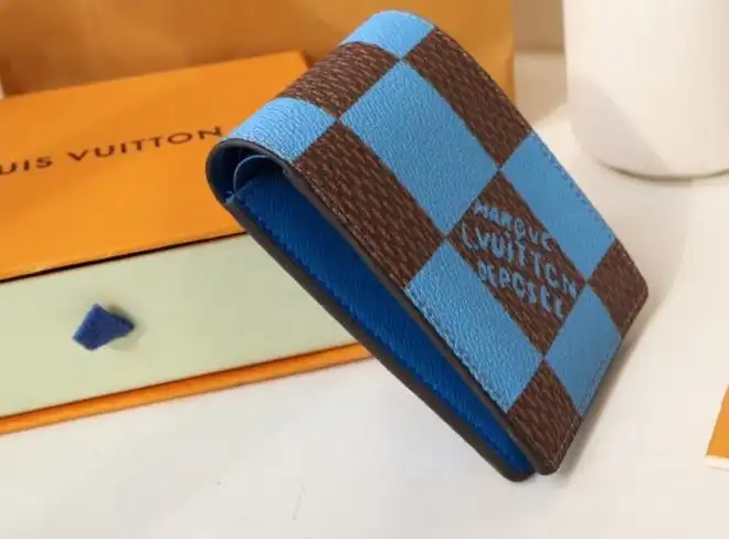 LV Wallets 4192D-0008