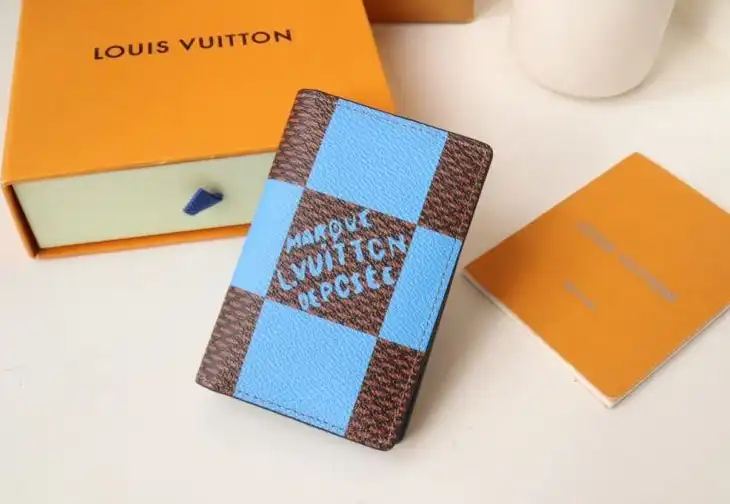 LV Wallets 4192D-0012