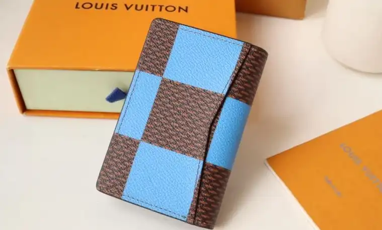 LV Wallets 4192D-0012