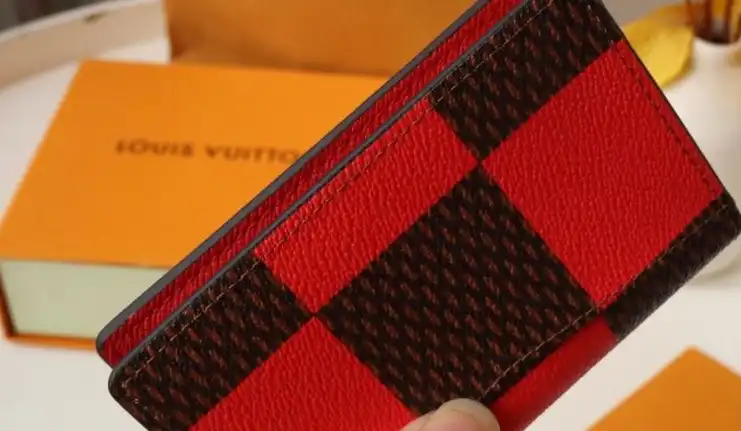 LV Wallets 4192D-0013