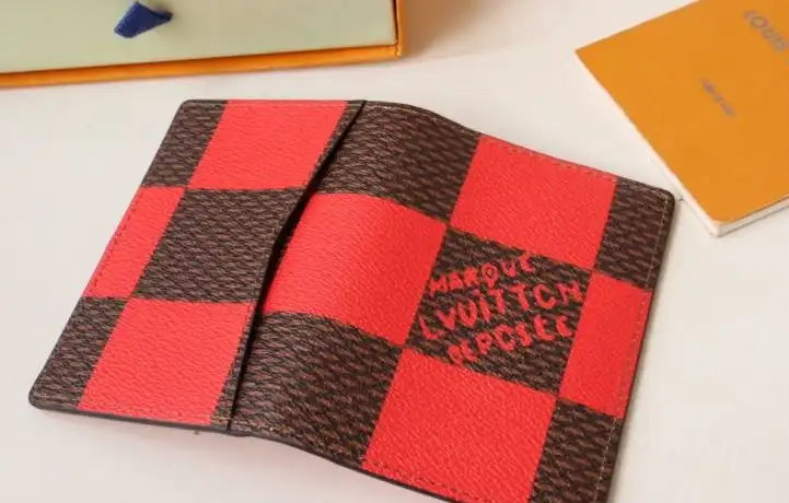 LV Wallets 4192D-0013