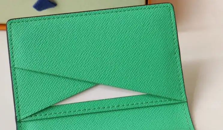 LV Wallets 4192D-0015