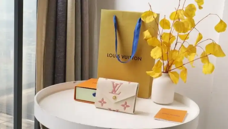 LV Wallets 4192D-0017