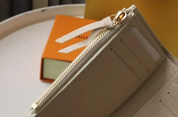 LV Wallets 4192D-0017