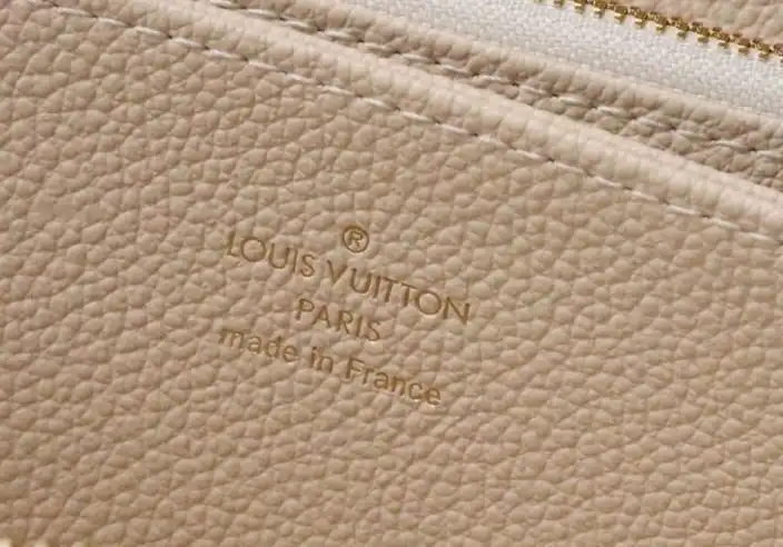 LV Wallets 4192D-0018