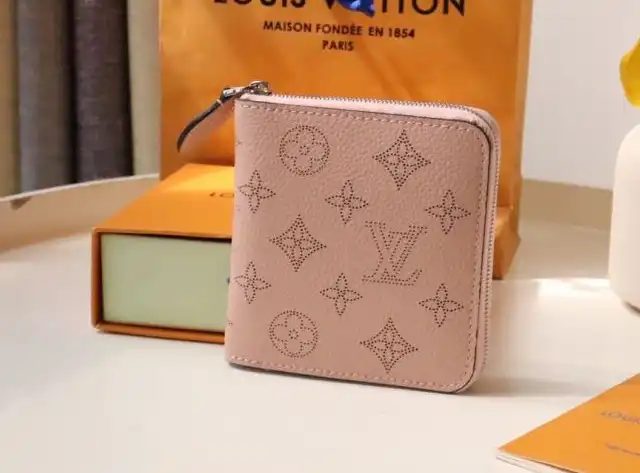 LV Wallets 4192D-0021