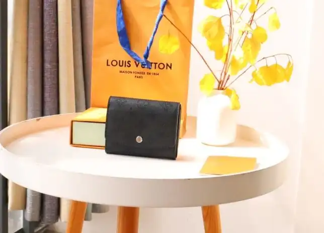 LV Wallets 4192D-0026