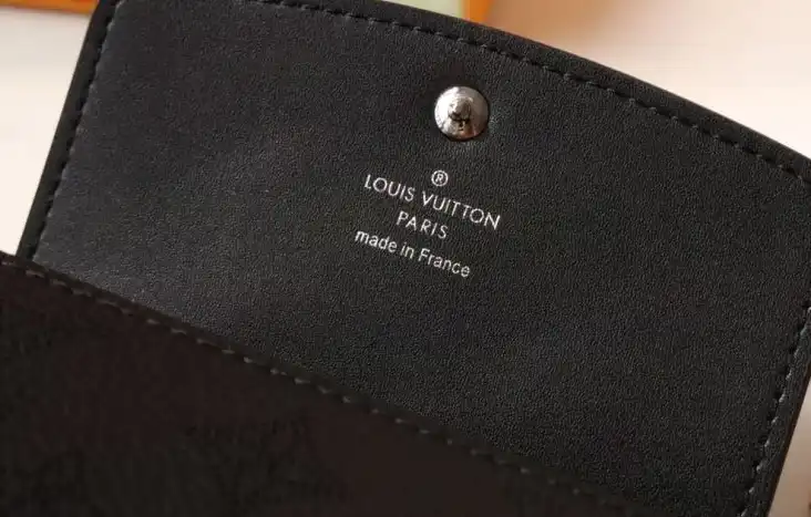 LV Wallets 4192D-0026