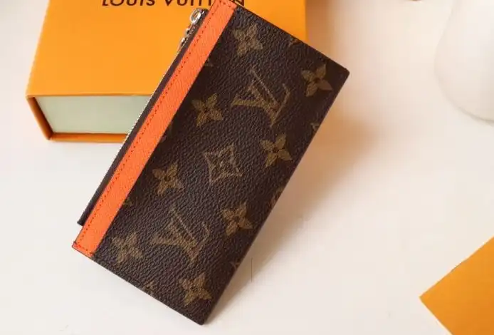 LV Wallets 4192D-0027