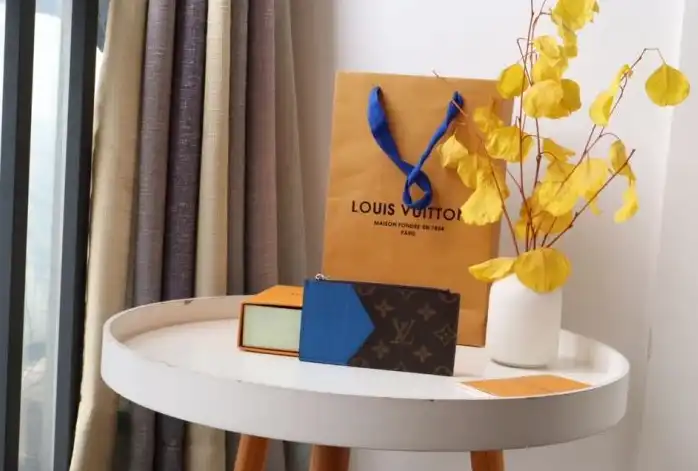 LV Wallets 4192D-0030