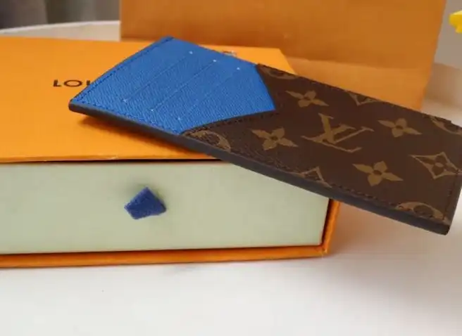 LV Wallets 4192D-0030