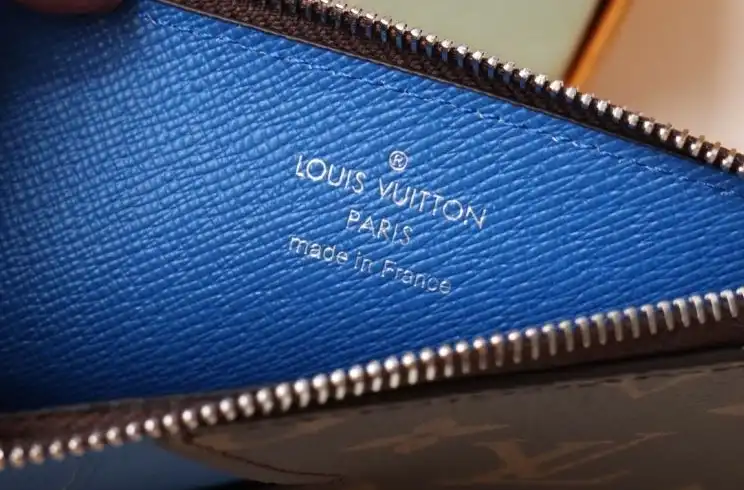 LV Wallets 4192D-0030