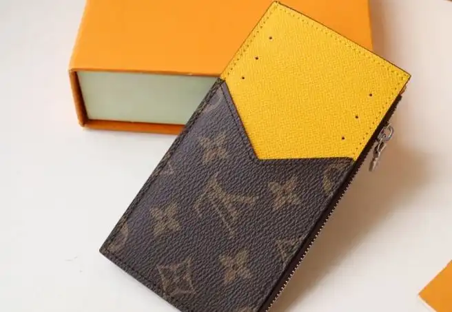 LV Wallets 4192D-0031