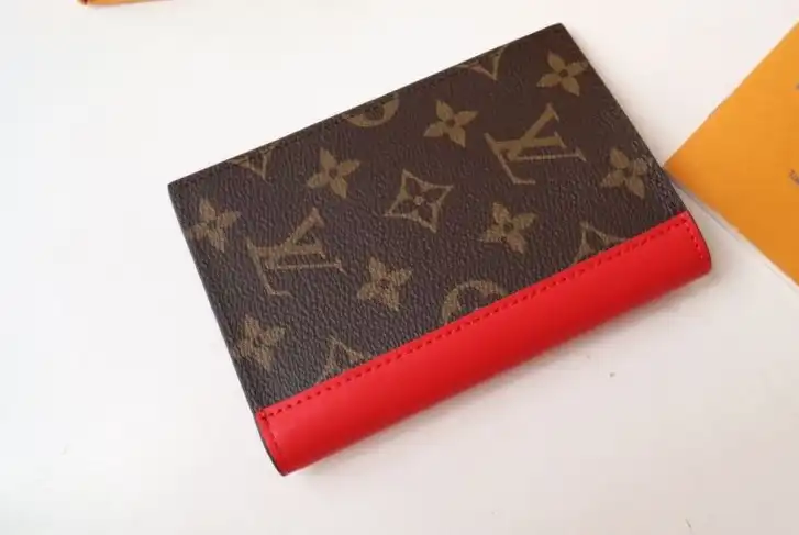 LV Wallets 4192D-0032