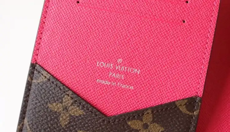 LV Wallets 4192D-0033