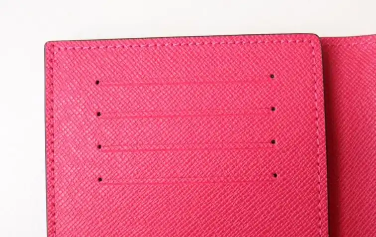 LV Wallets 4192D-0033