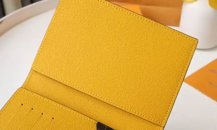 LV Wallets 4192D-0036