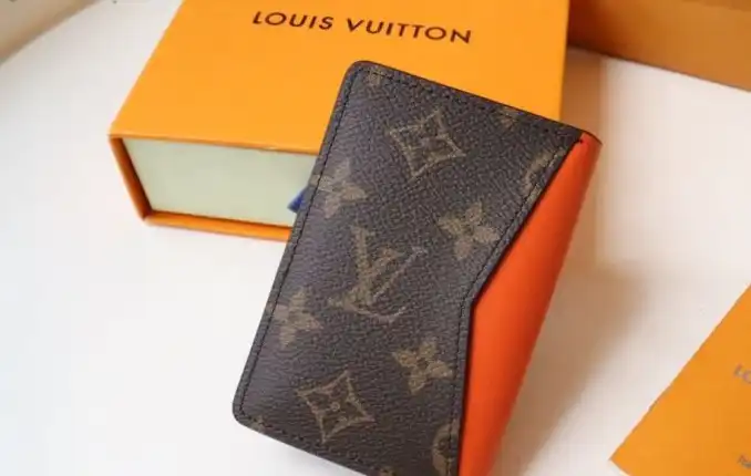 LV Wallets 4192D-0039