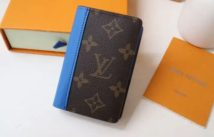 LV Wallets 4192D-0040