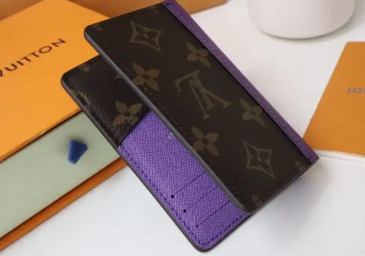 LV Wallets 4192D-0042