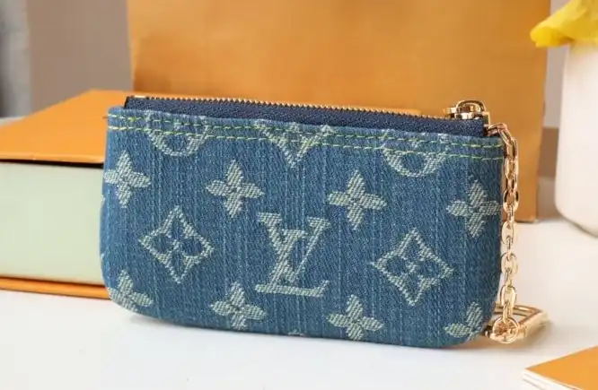 LV Wallets 4192D-0046