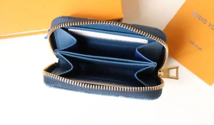 LV Wallets 4192D-0047