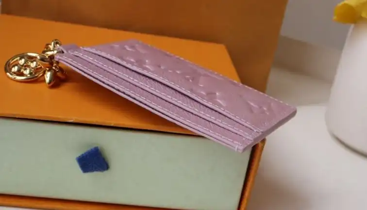 LV Wallets 4192D-0054