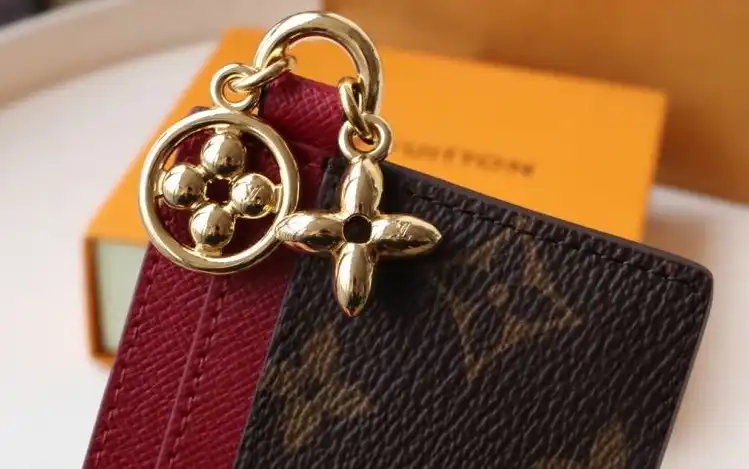 LV Wallets 4192D-0056