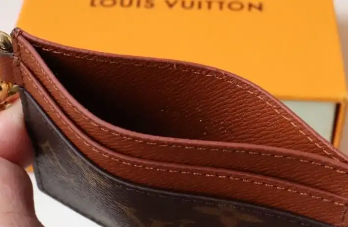 LV Wallets 4192D-0057