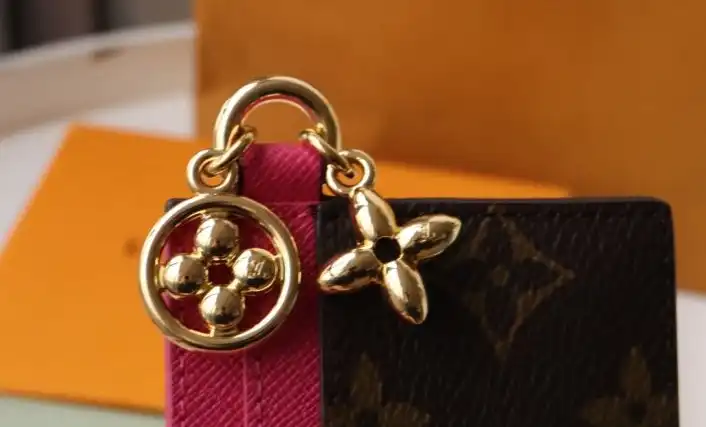 LV Wallets 4192D-0058