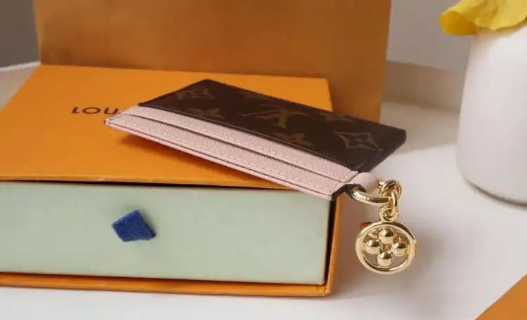 LV Wallets 4192D-0059