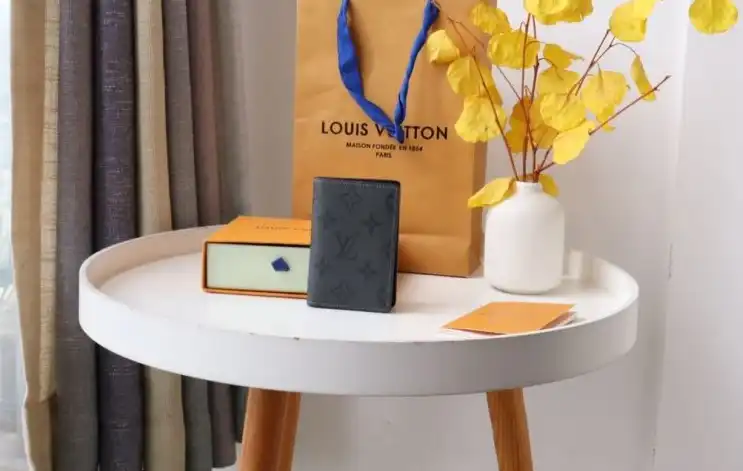 LV Wallets 4192D-0061