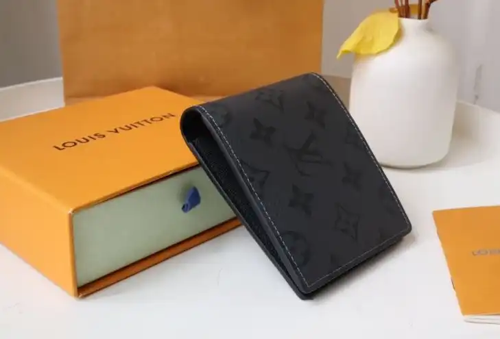 LV Wallets 4192D-0062