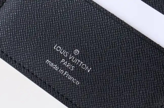 LV Wallets 4192D-0062