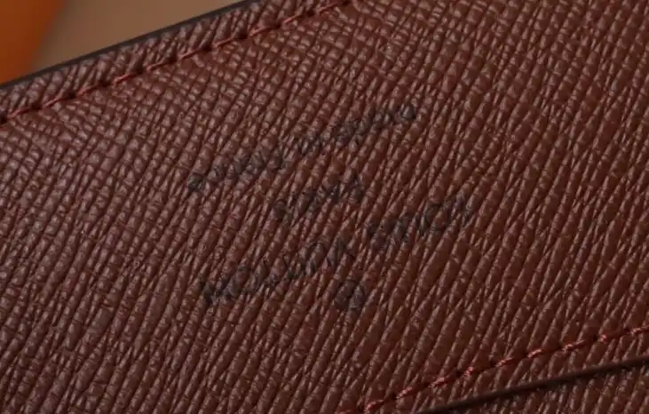 LV Wallets 4192D-0063