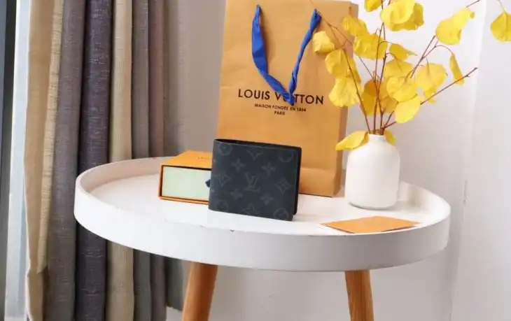 LV Wallets 4192D-0064