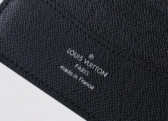 LV Wallets 4192D-0064