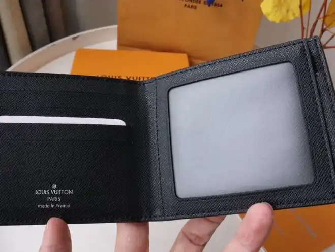 LV Wallets 4192D-0066