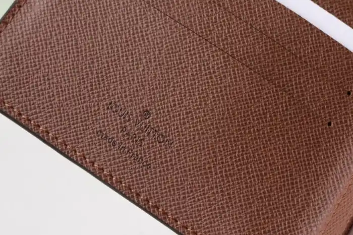 LV Wallets 4192D-0069