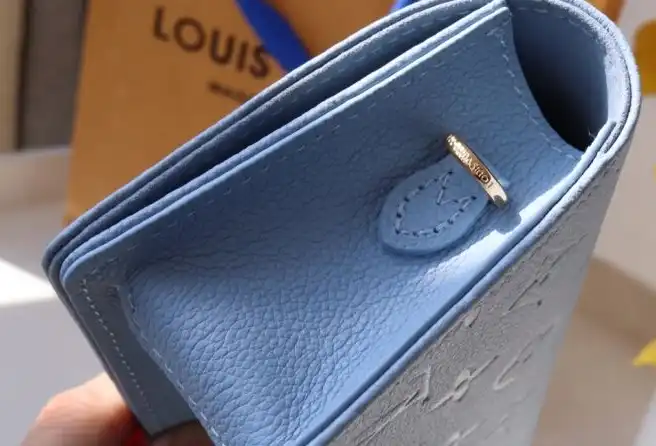 LV Wallets 4192D-0070